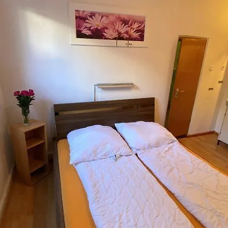 Wanderlust Und Tanner Strasse Apartment