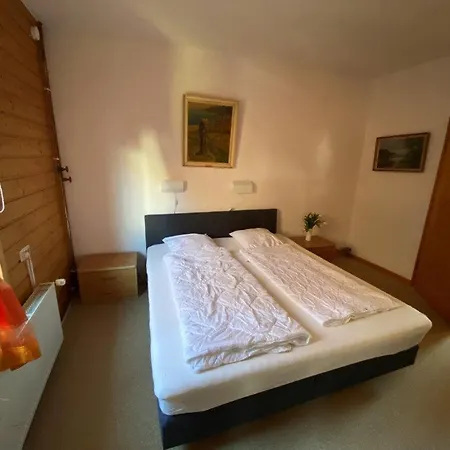 Wanderlust Und Tanner Strasse Apartment